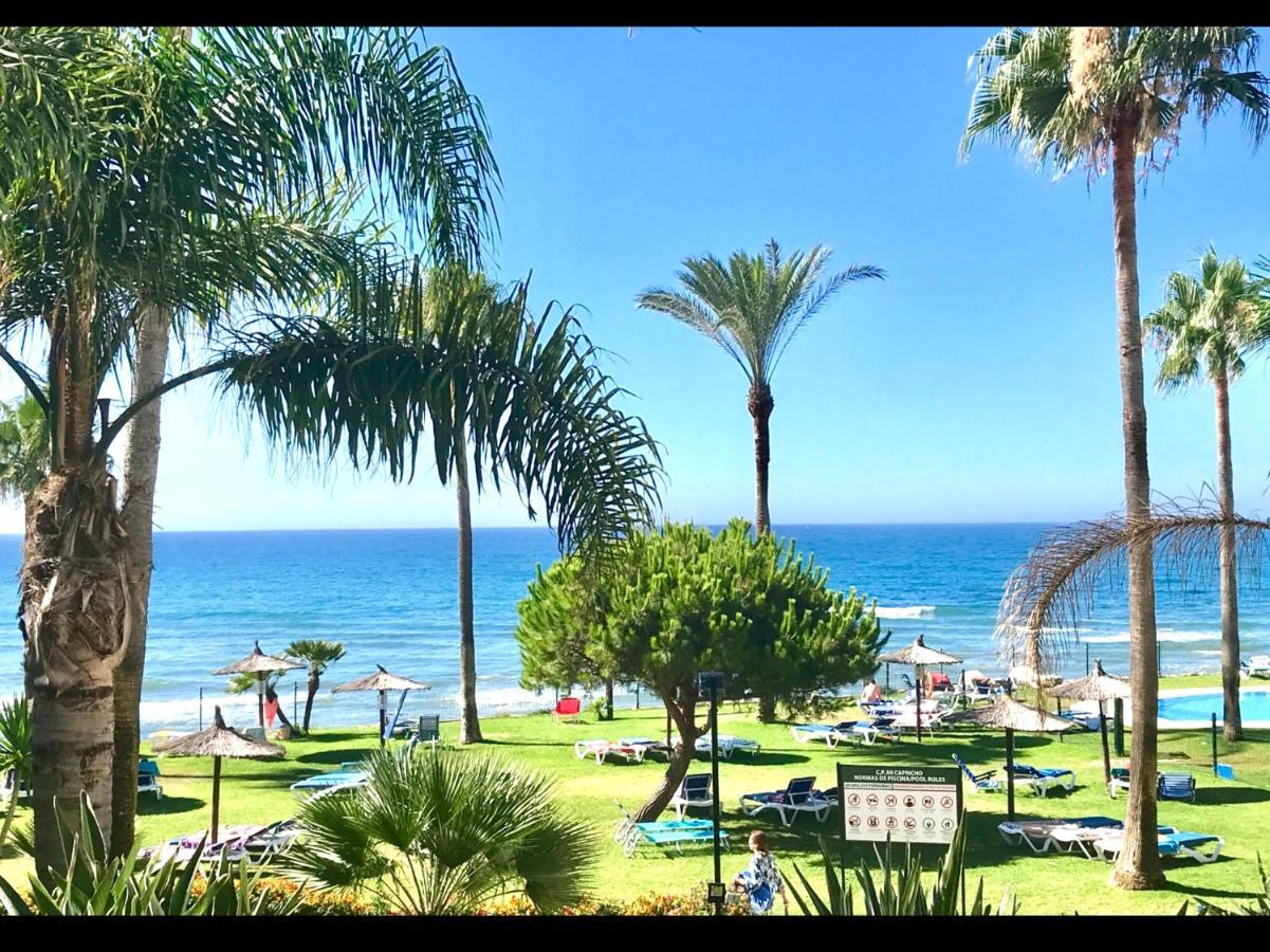 Mi Capricho 170 Beachfront Apartment Sitio de Calahonda Kültér fotó
