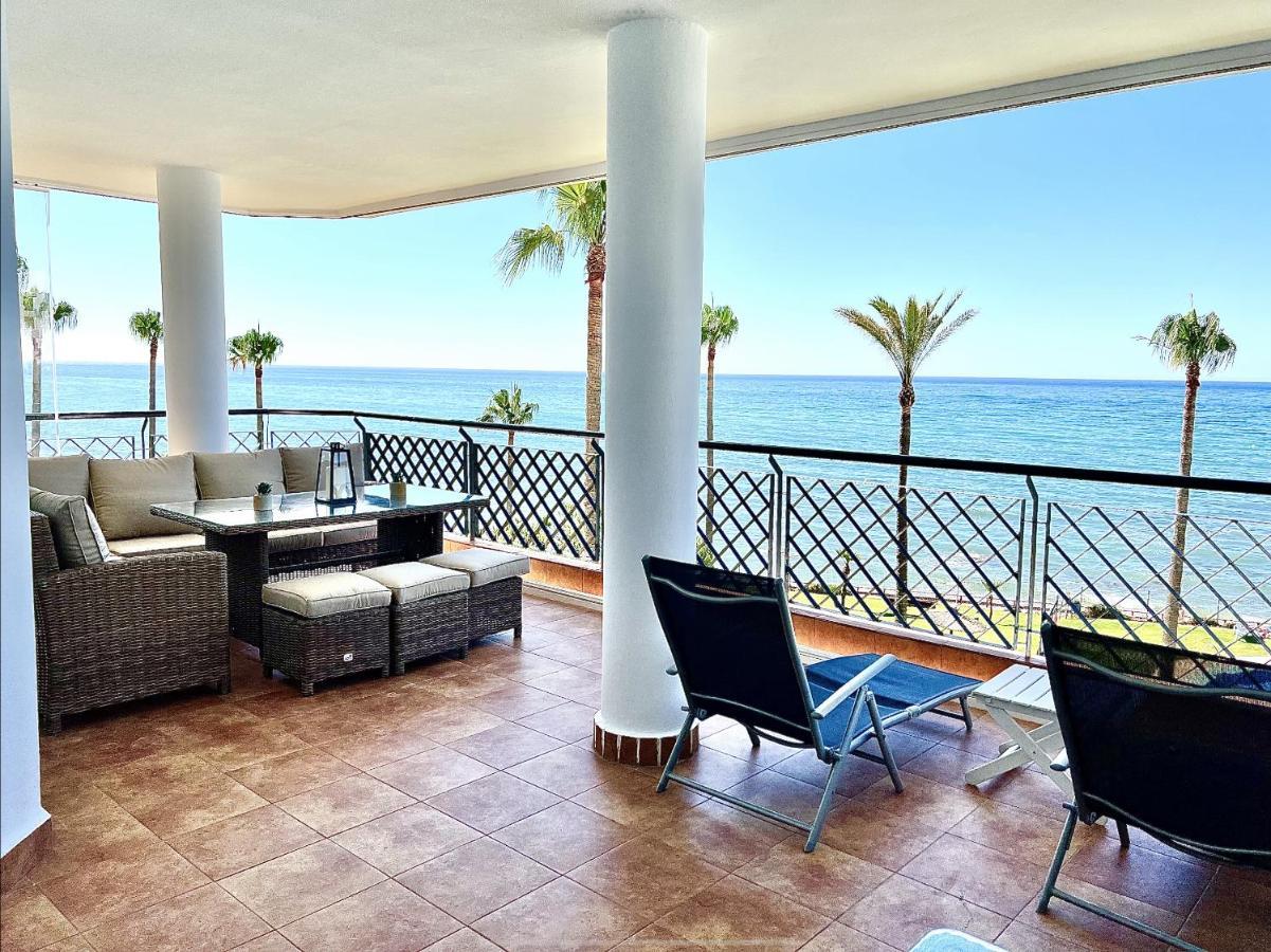 Mi Capricho 170 Beachfront Apartment Sitio de Calahonda Kültér fotó