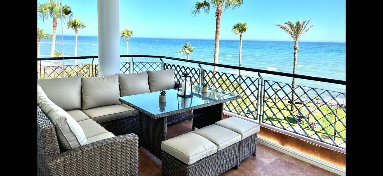 Mi Capricho 170 Beachfront Apartment Sitio de Calahonda Kültér fotó