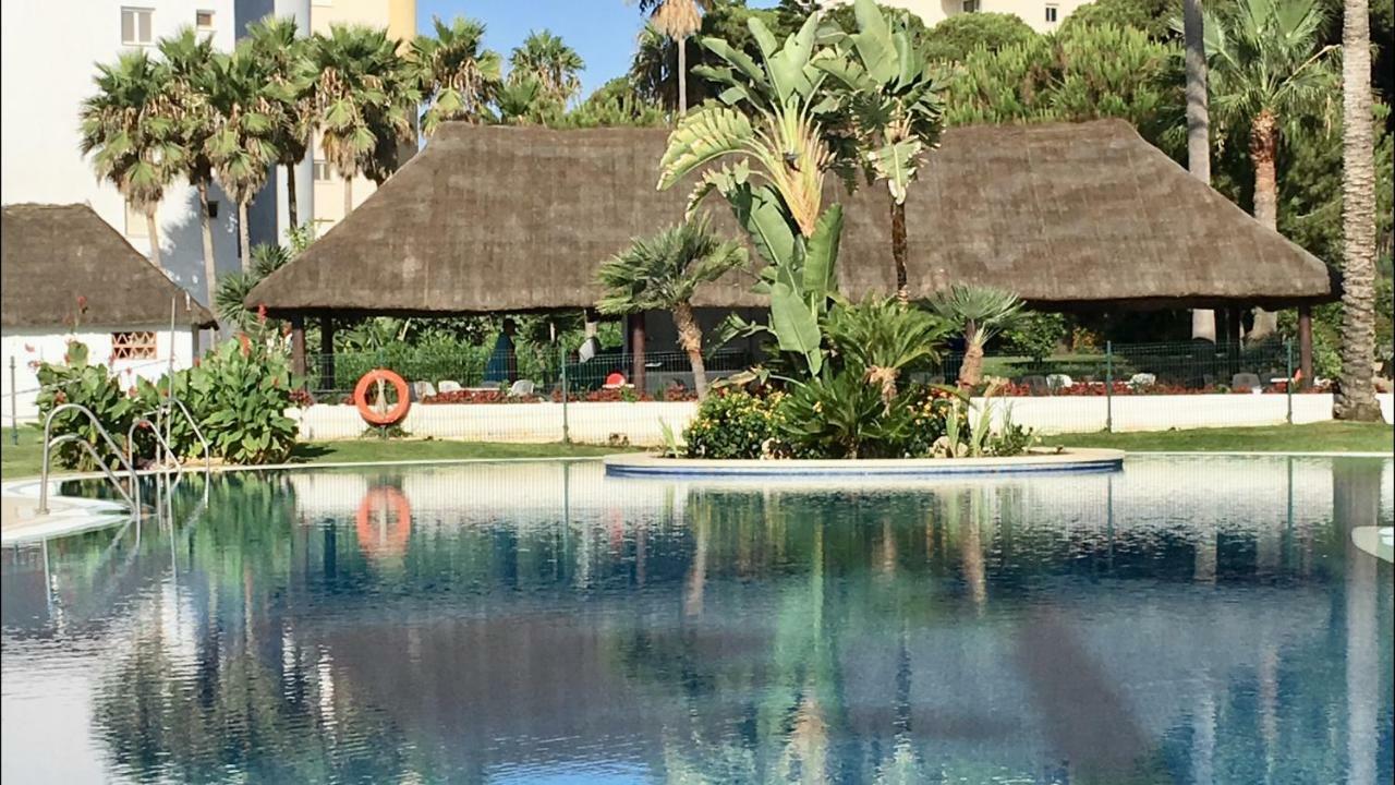 Mi Capricho 170 Beachfront Apartment Sitio de Calahonda Kültér fotó