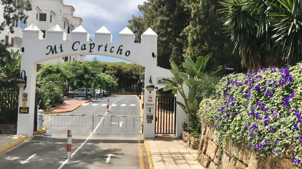 Mi Capricho 170 Beachfront Apartment Sitio de Calahonda Kültér fotó